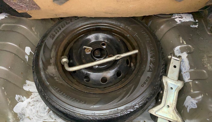 2013 Maruti Alto 800 LXI, Petrol, Manual, 76,653 km, Dicky (Boot door) - Tool missing
