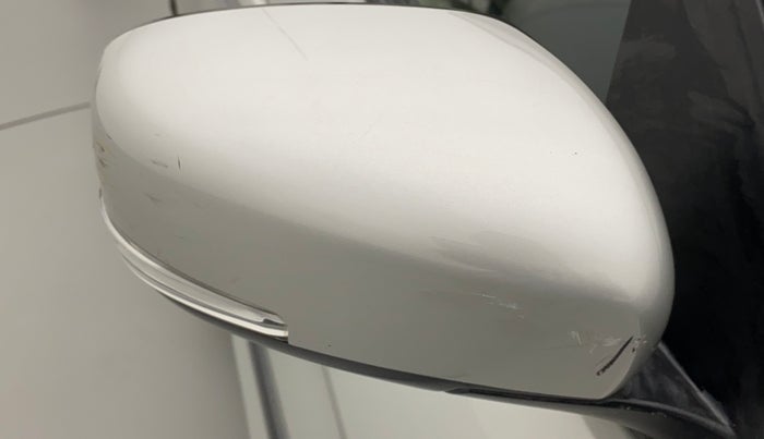 2016 Maruti Celerio ZXI AMT, Petrol, Automatic, 80,420 km, Right rear-view mirror - Minor scratches