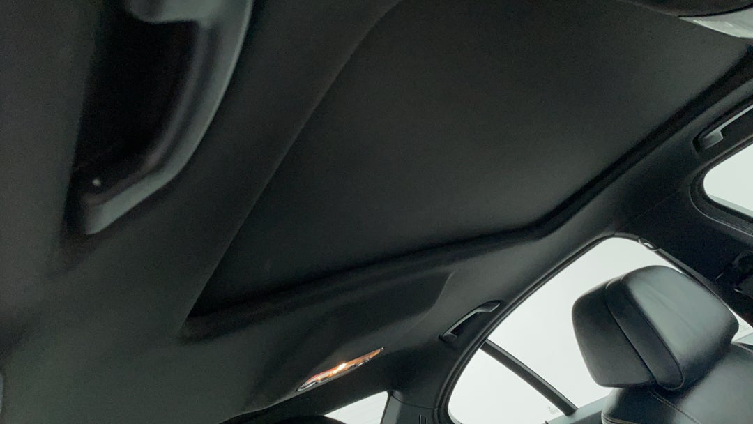 Interior Sunroof/Moonroof