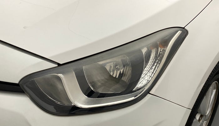 2012 Hyundai i20 SPORTZ 1.2, CNG, Manual, 1,08,440 km, Left headlight - Faded