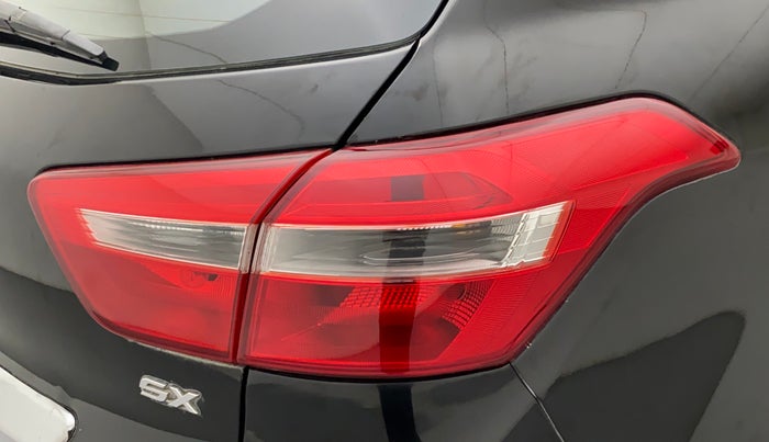 2017 Hyundai Creta SX PLUS AT 1.6 PETROL, Petrol, Automatic, 72,547 km, Right tail light - Reverse gear light not functional