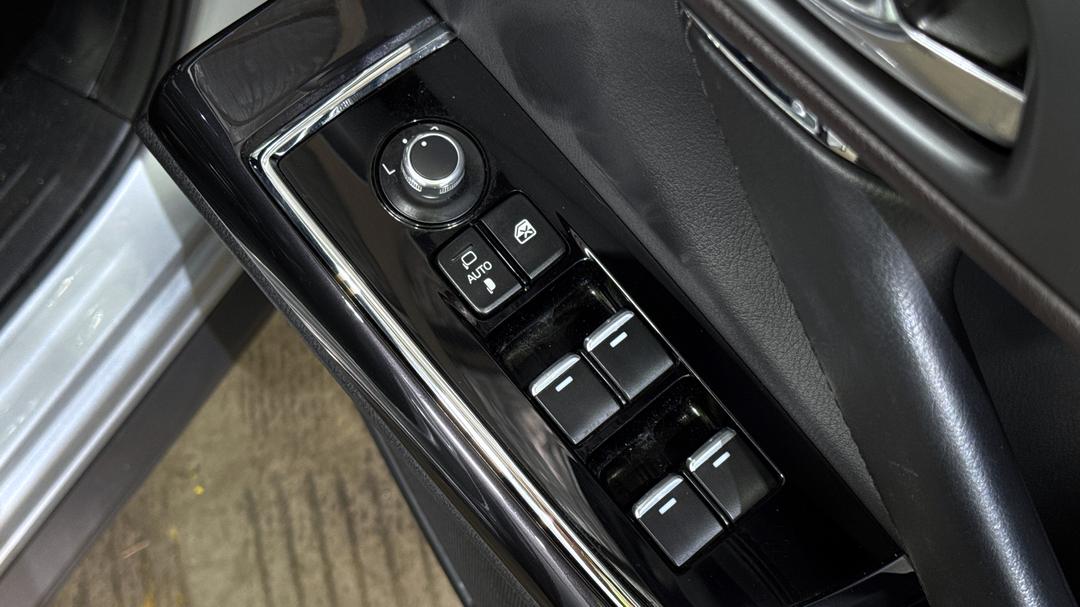 2017 Mazda CX-9 Gt (FWD), Automatic, 108707 km, Drivers Side Door Panel Controls