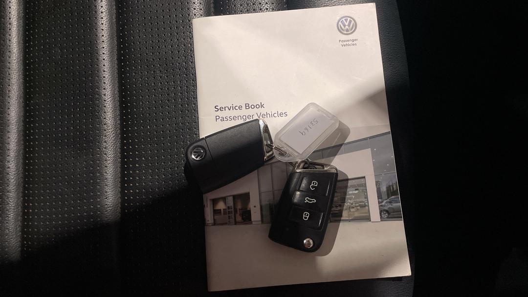 2019 Volkswagen Golf 110 Tsi Highline, Automatic, 172353 km, Key Close-up