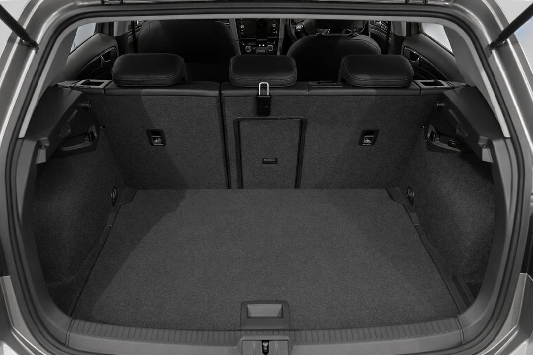 2019 Volkswagen Golf 110 Tsi Highline, Automatic, 172353 km, Boot Inside View