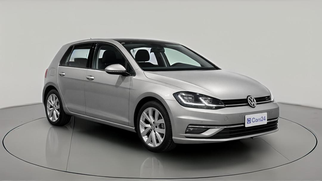 2019 Volkswagen Golf 110 Tsi Highline, Automatic, 172353 km, Right Front Diagonal (45- Degree) View