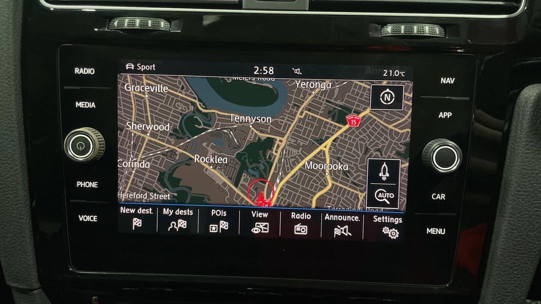 2019 Volkswagen Golf 110 Tsi Highline, Automatic, 172353 km, Infotainment System