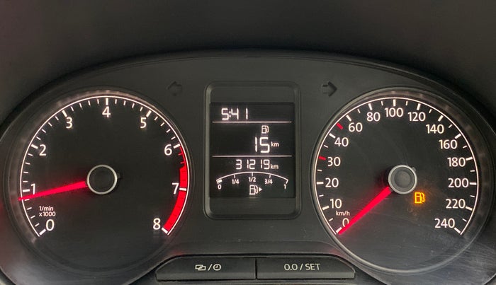 2016 Volkswagen Ameo HIGHLINE 1.2, Petrol, Manual, 31,344 km, Odometer Image