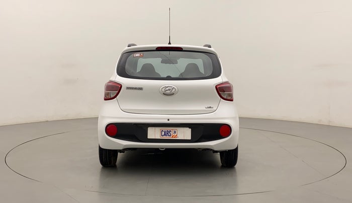 2019 Hyundai Grand i10 MAGNA AT 1.2 KAPPA VTVT, Petrol, Automatic, 41,879 km, Back/Rear