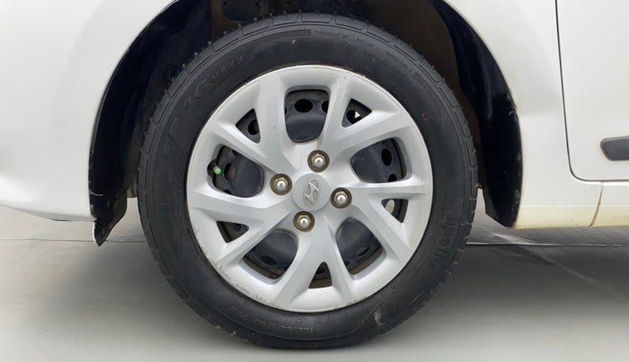 2019 Hyundai Grand i10 MAGNA AT 1.2 KAPPA VTVT, Petrol, Automatic, 41,879 km, Left Front Wheel