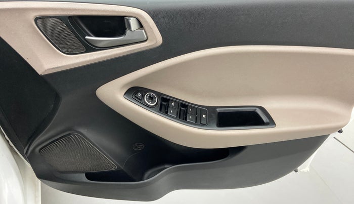2014 Hyundai Elite i20 ASTA 1.4 CRDI, Diesel, Manual, 1,71,170 km, Driver Side Door Panels Control
