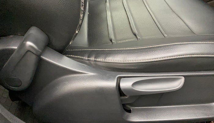 2019 Volkswagen Polo HIGHLINE PLUS 1.0, Petrol, Manual, 62,022 km, Driver Side Adjustment Panel