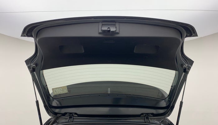 2019 Volkswagen Polo HIGHLINE PLUS 1.0, Petrol, Manual, 62,022 km, Boot Door Open