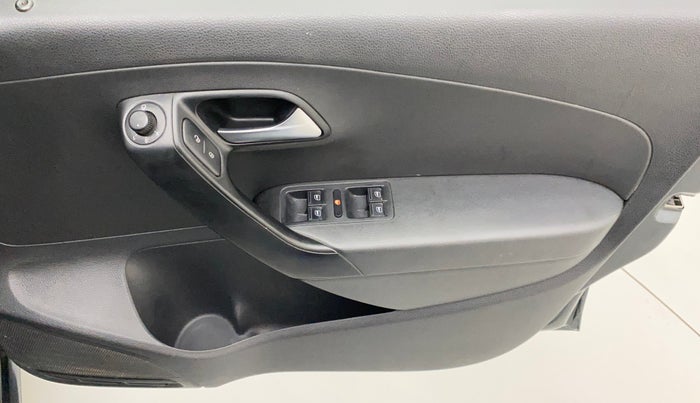 2019 Volkswagen Polo HIGHLINE PLUS 1.0, Petrol, Manual, 62,022 km, Driver Side Door Panels Control