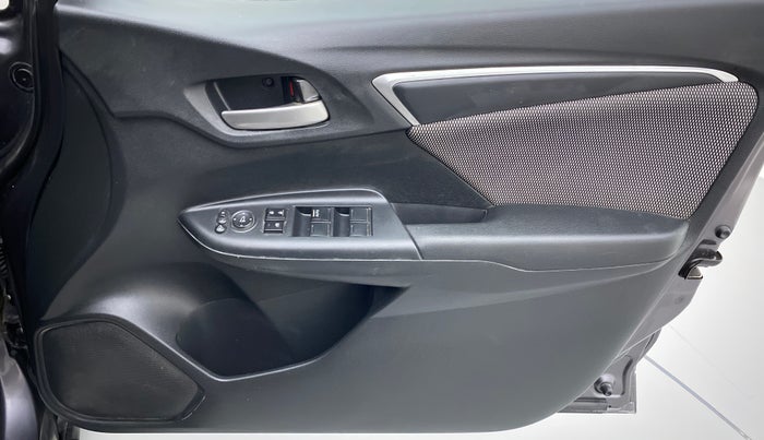 2019 Honda WR-V 1.2 i-VTEC VX MT, Petrol, Manual, 36,910 km, Driver Side Door Panels Control