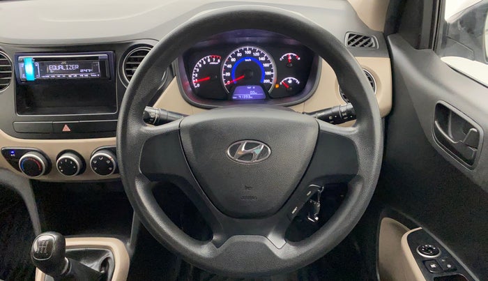 2017 Hyundai Grand i10 MAGNA 1.2 KAPPA VTVT, Petrol, Manual, 41,418 km, Steering Wheel Close Up
