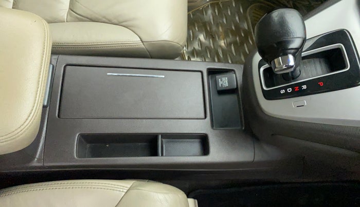 2014 Honda CRV 2.4 AT 4WD AVN, Petrol, Automatic, 96,938 km, Gear Lever