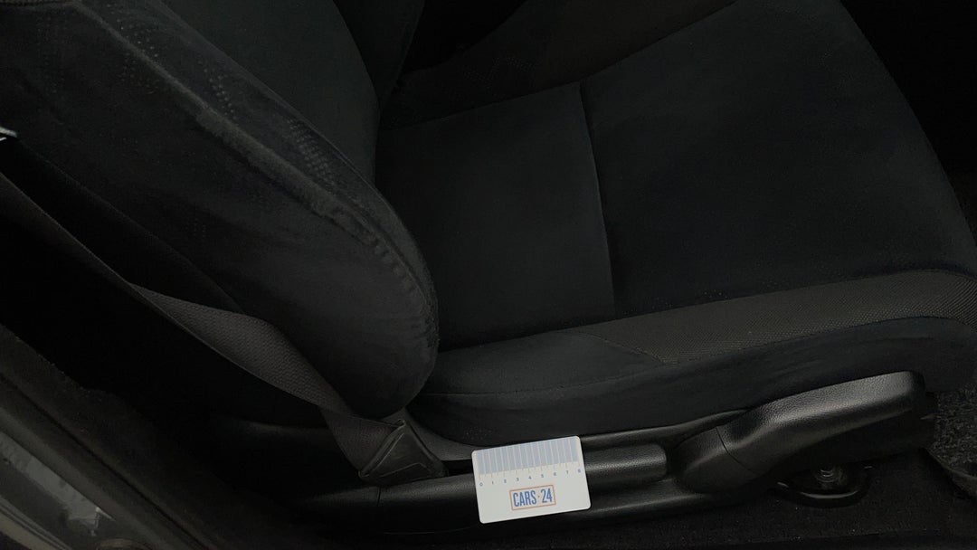 2013 Honda Civic Vti-s, Manual, 91593 km, Seats Front RHS Wear