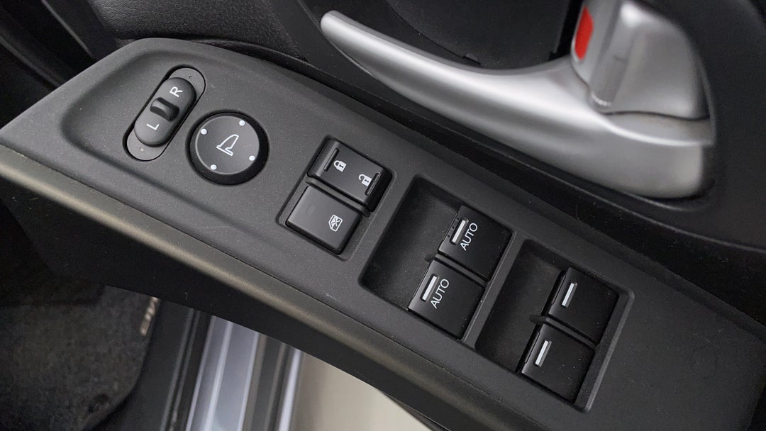 2013 Honda Civic Vti-s, Manual, 91593 km, Drivers Side Door Panel Controls