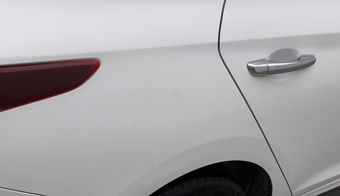 2020 Hyundai Verna SX (O) 1.0 TURBO DCT, Petrol, Automatic, 57,969 km, Right quarter panel - Slightly dented