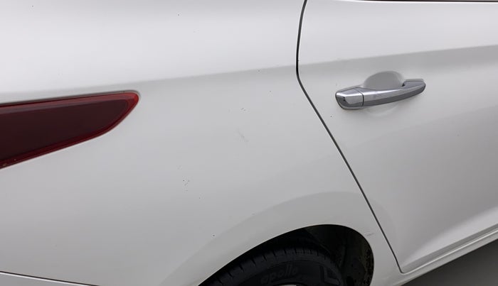 2020 Hyundai Verna SX (O) 1.0 TURBO DCT, Petrol, Automatic, 57,969 km, Right quarter panel - Minor scratches