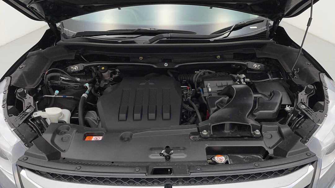 Open Bonnet (Engine)