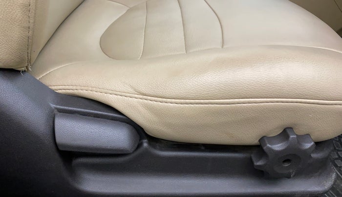 2017 Hyundai Verna 1.6 VTVT SX, Petrol, Manual, 58,934 km, Driver Side Adjustment Panel