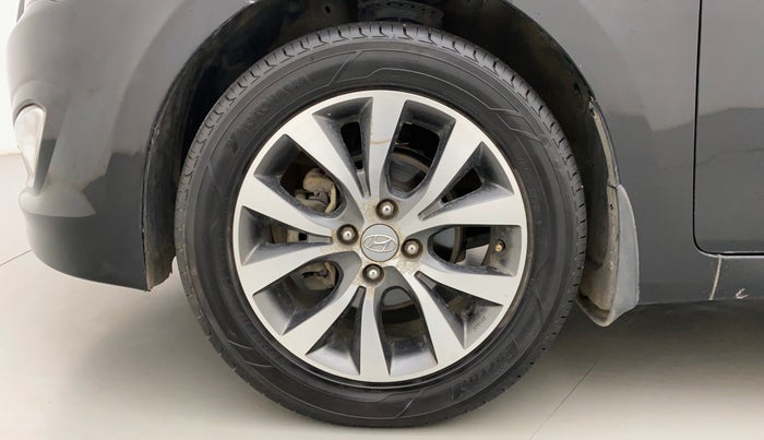 2017 Hyundai Verna 1.6 VTVT SX, Petrol, Manual, 58,934 km, Left Front Wheel