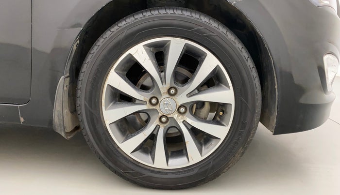 2017 Hyundai Verna 1.6 VTVT SX, Petrol, Manual, 58,934 km, Right Front Wheel