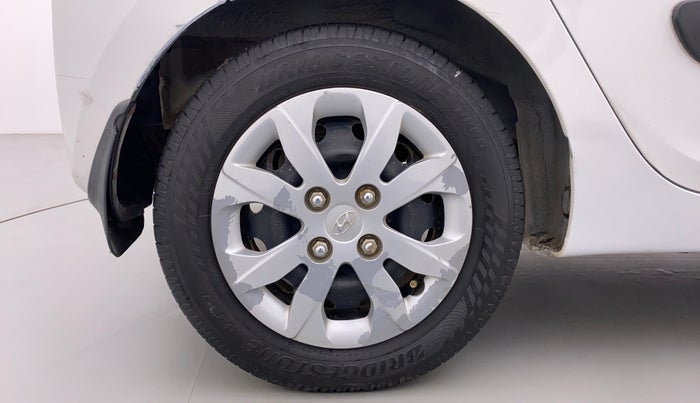 2017 Hyundai Eon MAGNA PLUS, Petrol, Manual, 58,380 km, Right Rear Wheel