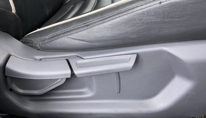 2020 Hyundai GRAND I10 NIOS SPORTZ PETROL, Petrol, Manual, 13,080 km, Driver Side Adjustment Panel