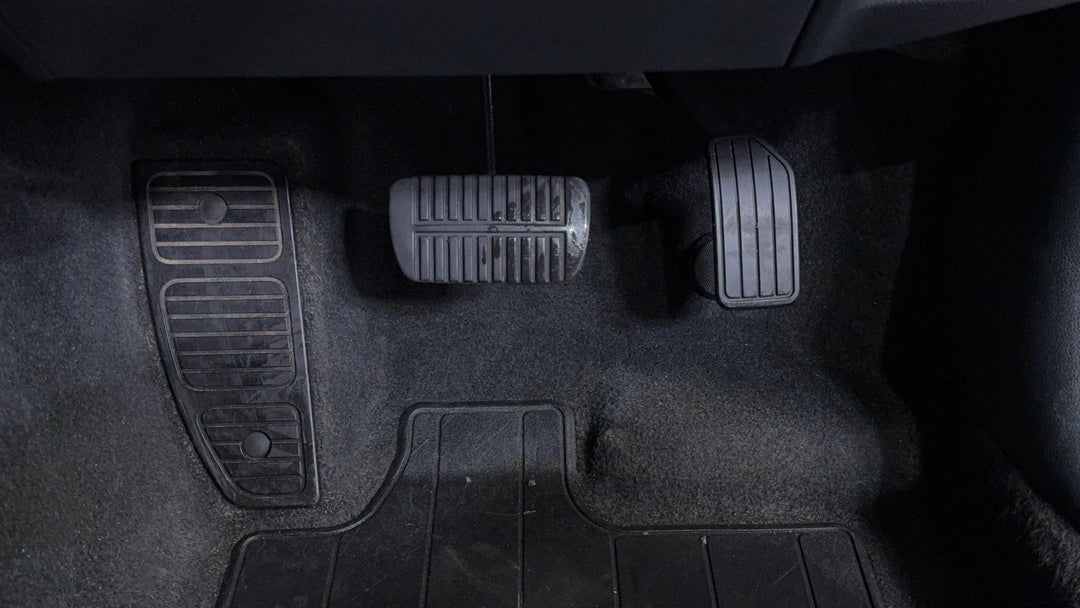 Pedals and Footmat
