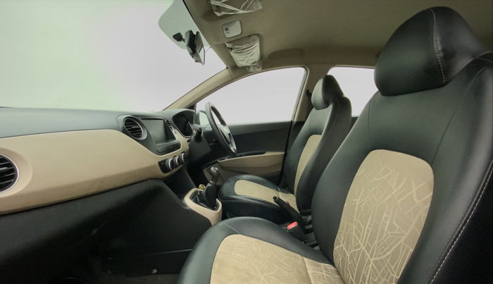 2017 Hyundai Grand i10 MAGNA 1.2 KAPPA VTVT, Petrol, Manual, 34,006 km, Right Side Front Door Cabin