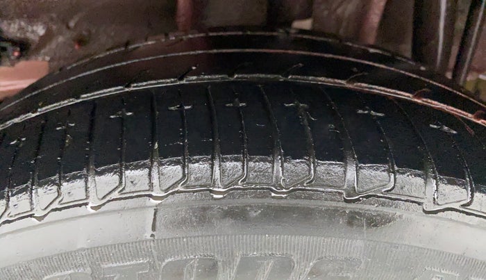 2019 Tata Tiago XZ+ 1.2 Revotron, Petrol, Manual, 27,746 km, Left Rear Tyre Tread