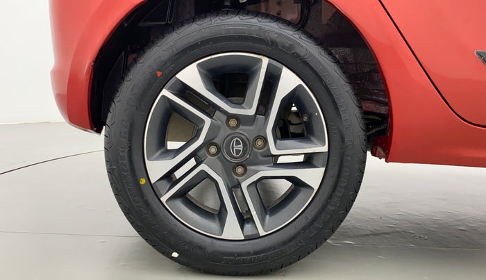 2019 Tata Tiago XZ+ 1.2 Revotron, Petrol, Manual, 27,746 km, Right Rear Wheel