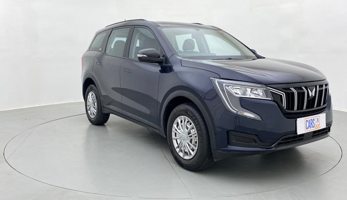 2022 Mahindra XUV700 MX D MT 5 STR, Diesel, Manual, 4,494 km, Right Front Diagonal