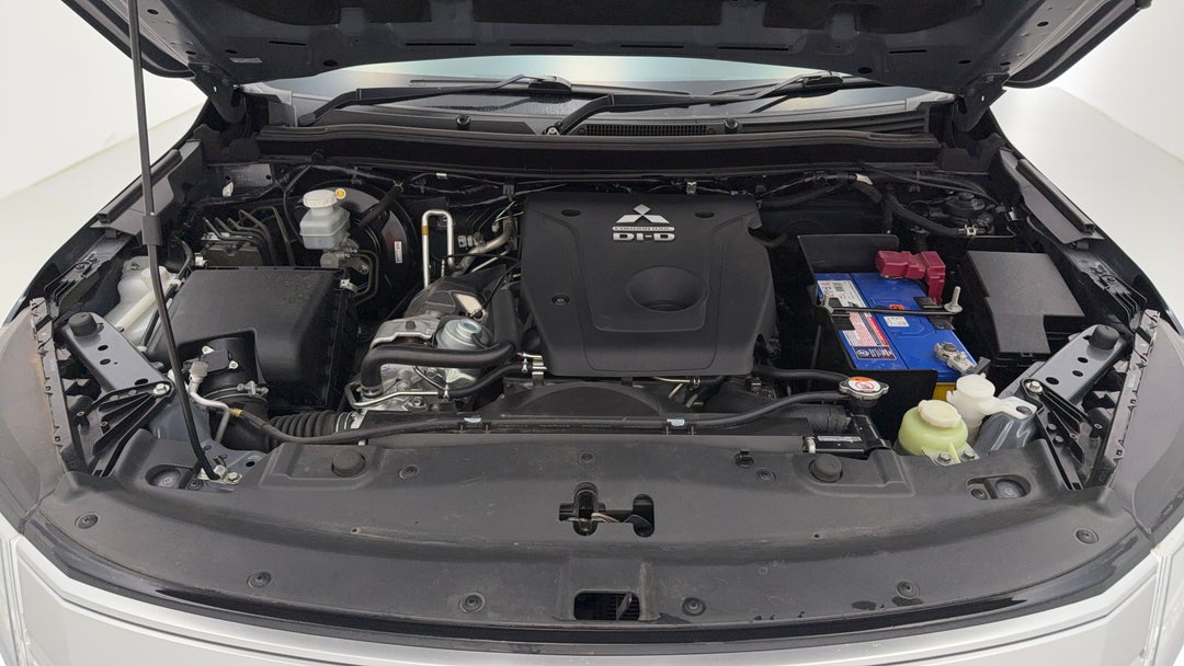 2020 Mitsubishi Pajero Sport Gls (4x4) 7 Seat, Automatic, 108452 km, Open Bonnet (Engine)