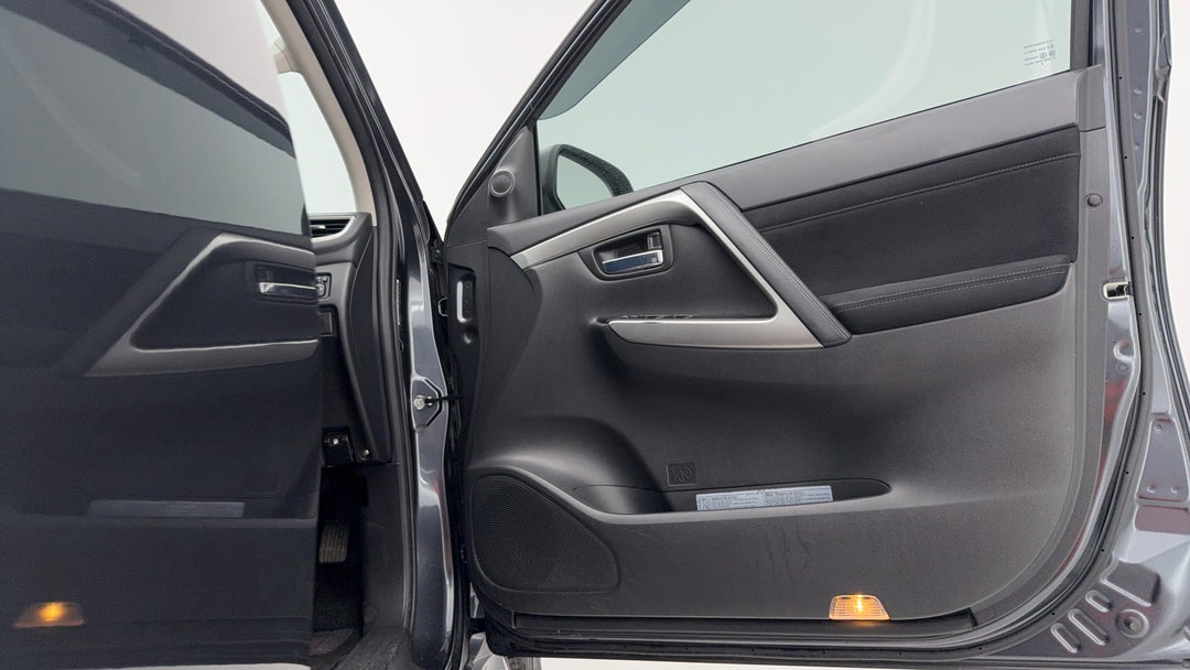 2020 Mitsubishi Pajero Sport Gls (4x4) 7 Seat, Automatic, 108452 km, Speaker View