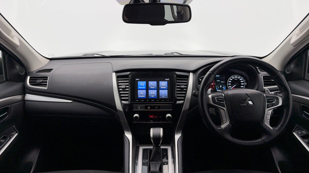 2020 Mitsubishi Pajero Sport Gls (4x4) 7 Seat, Automatic, 108452 km, Dashboard View