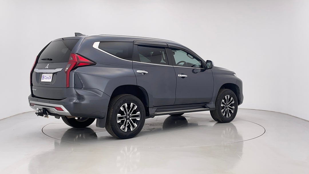 2020 Mitsubishi Pajero Sport Gls (4x4) 7 Seat, Automatic, 108452 km, Right Back Diagonal (45- Degree) View