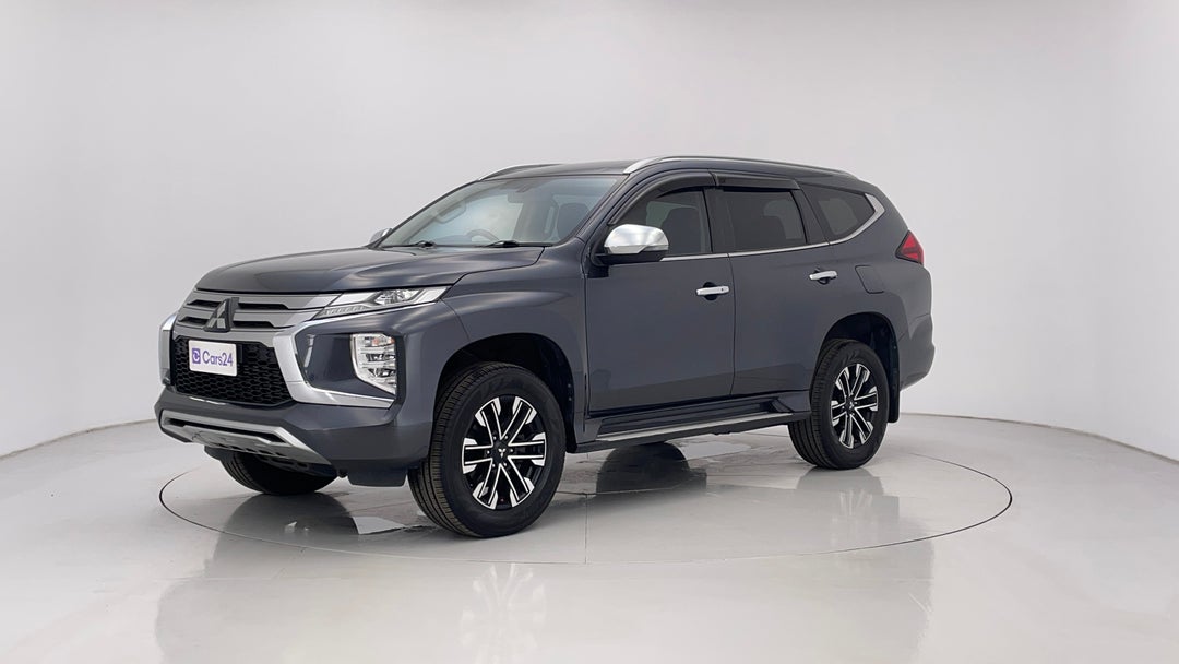 2020 Mitsubishi Pajero Sport Gls (4x4) 7 Seat, Automatic, 108452 km, Left Front Diagonal (45- Degree) View