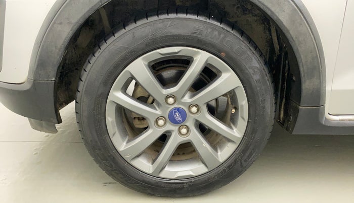 2018 Ford FREESTYLE TITANIUM 1.2 PETROL, Petrol, Manual, 59,676 km, Left Front Wheel