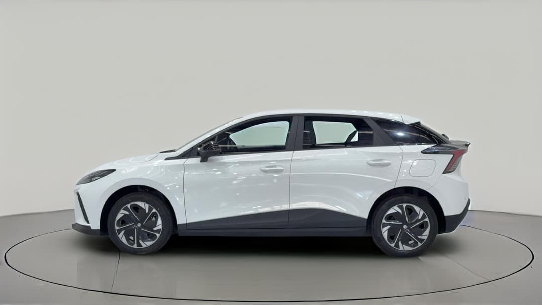 2024 MG Mg4 Excite 51, Automatic, 21481 km, Left Side View