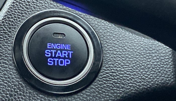 2018 Hyundai i20 Active 1.2 SX DUAL TONE, Petrol, Manual, 41,970 km, Keyless Start/ Stop Button