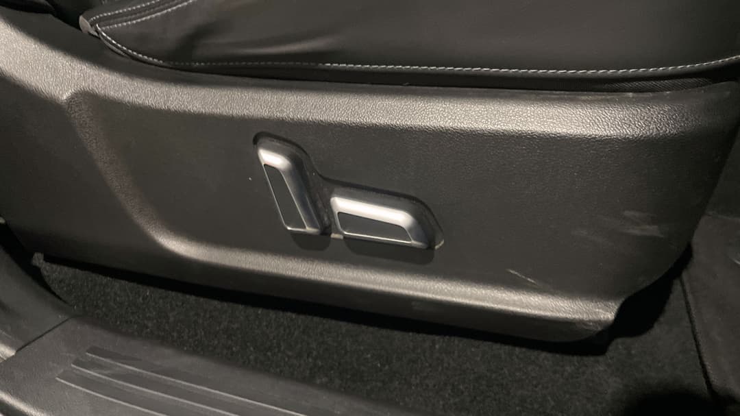 2021 GWM Ute Cannon-X (4x4), Automatic, 81156 km, Drivers Side Adjustment Panel