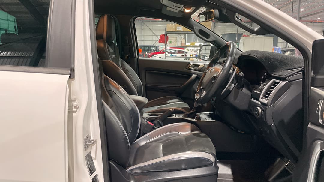 2021 Ford Ranger Raptor 2.0 (4x4), Automatic, 70268 km, Right Side Front Door Cabin View