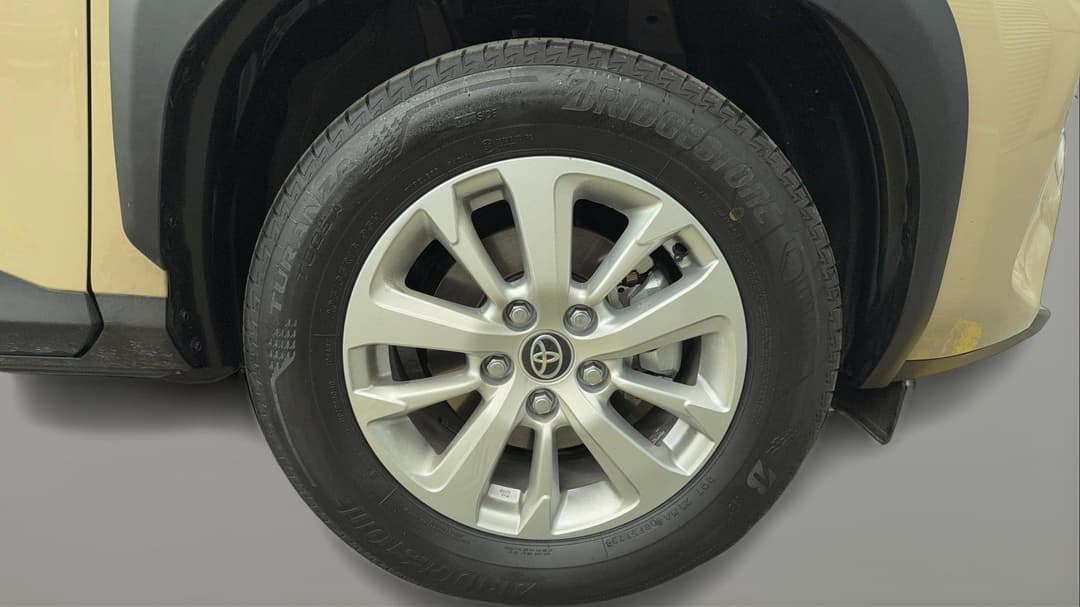 2023 Toyota Yaris Cross Gx Hybrid, Automatic, 43951 km, Right Front Wheel