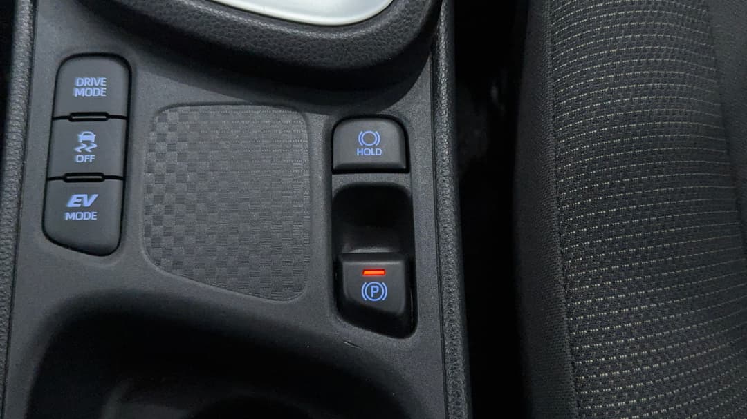 2023 Toyota Yaris Cross Gx Hybrid, Automatic, 43951 km, Handbrake