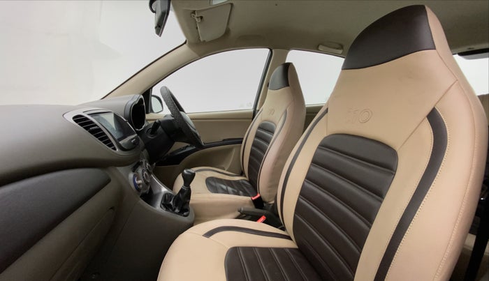 2014 Hyundai i10 SPORTZ 1.1 IRDE2, Petrol, Manual, 28,903 km, Right Side Front Door Cabin