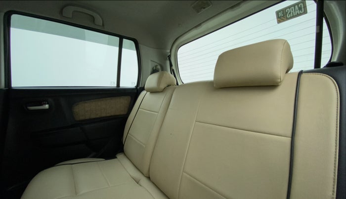 2017 Maruti Wagon R 1.0 VXI, CNG, Manual, 73,084 km, Right Side Rear Door Cabin