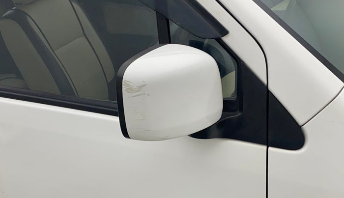 2017 Maruti Wagon R 1.0 VXI, CNG, Manual, 73,084 km, Right rear-view mirror - Minor scratches